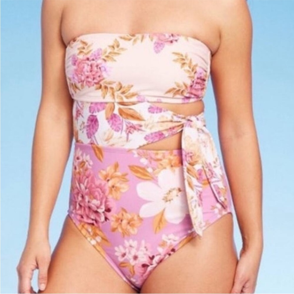 NWOT Kona Sol Garden Medium Floral Print Full Coverage One Piece Swim Suit